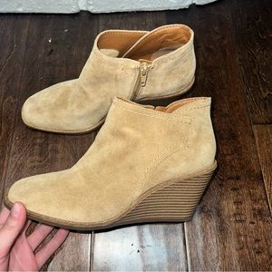 Lucky Brand Suede Boots Size 7